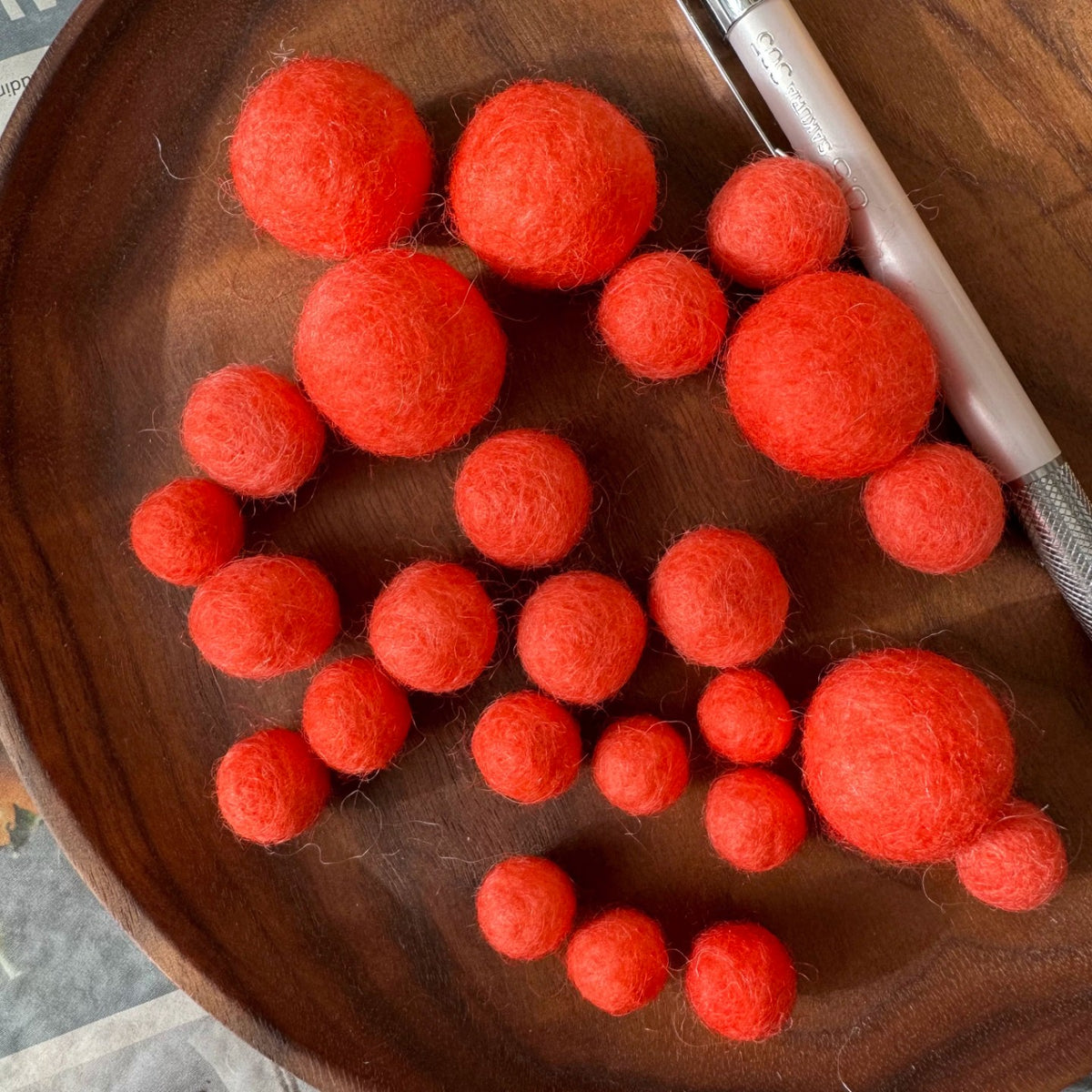 1 cm Colored Solid Wool Felt Balls