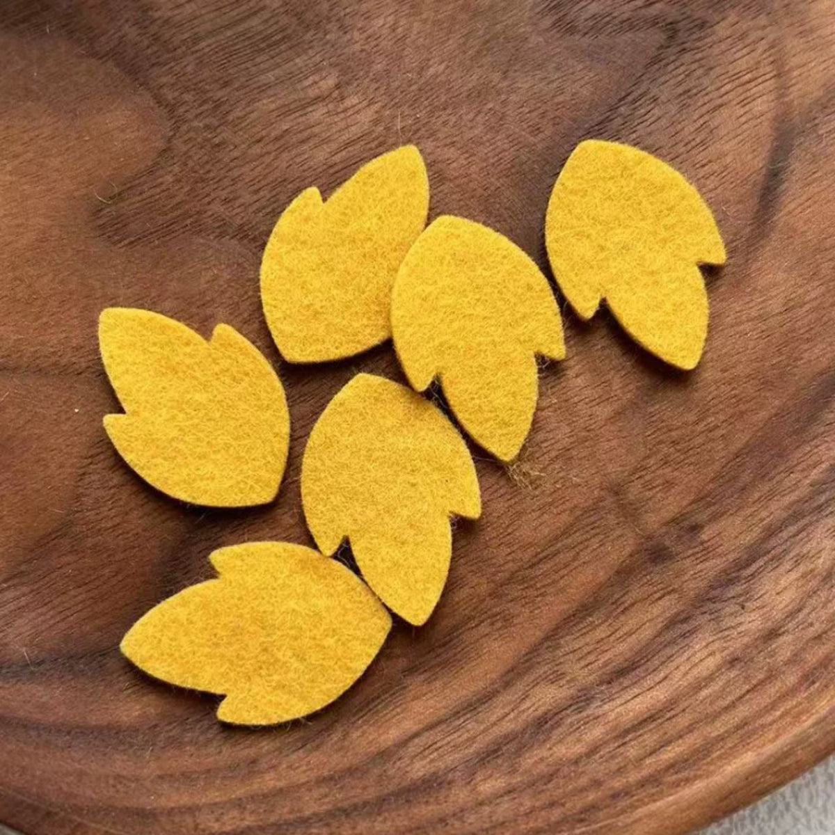 Colorful Pure Wool Felt Leaf Pieces