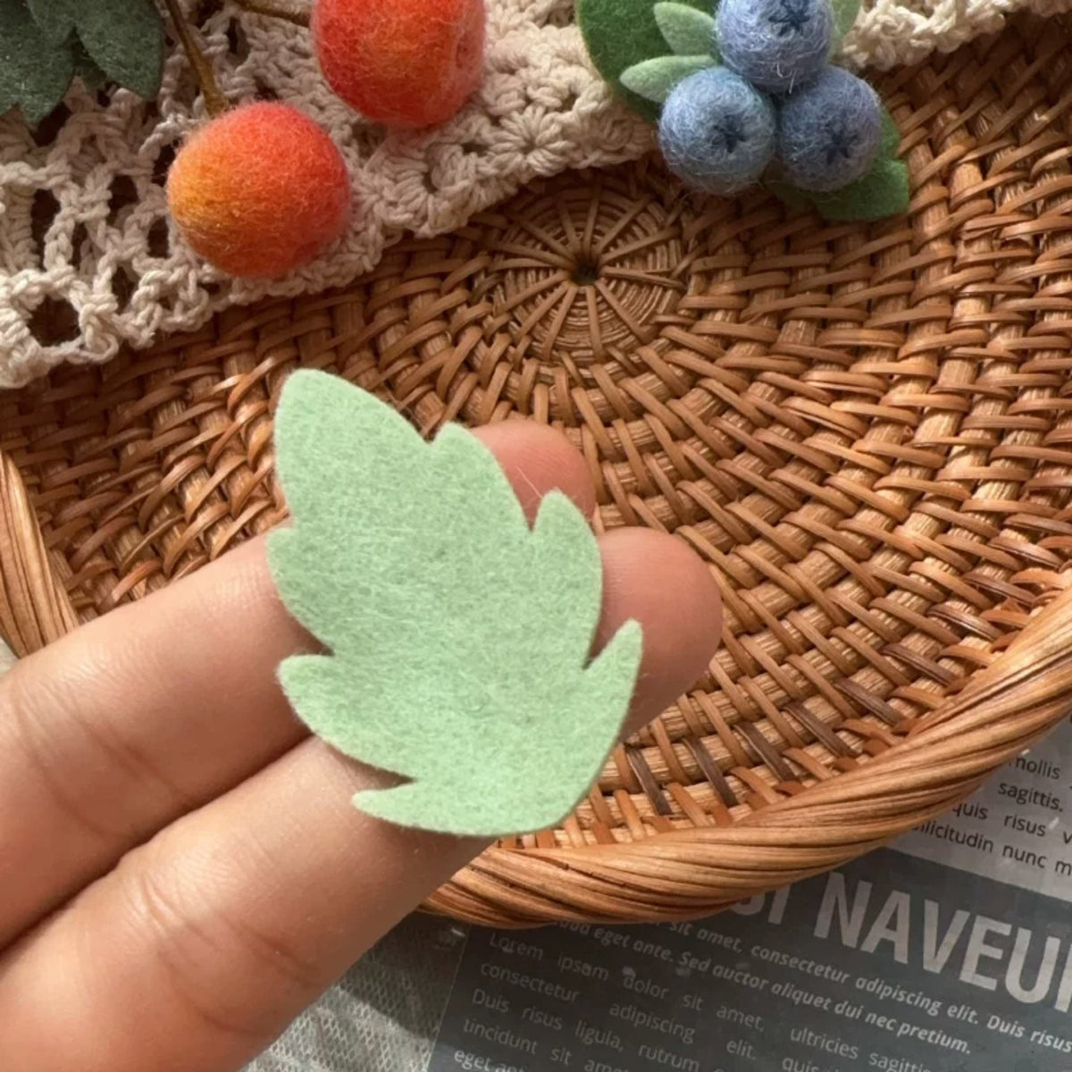 Colorful Basic Pure Wool Felt Fabric Leaves