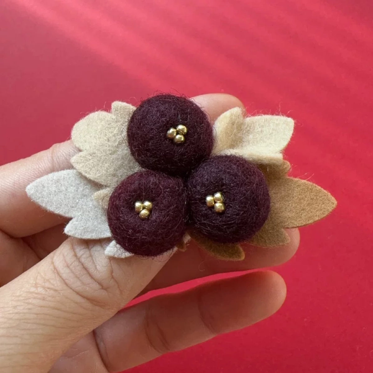 Chestnut Pinecone Berry DIY Craft Kit for Hair Clips, Brooches, Hats and Doll Decorations