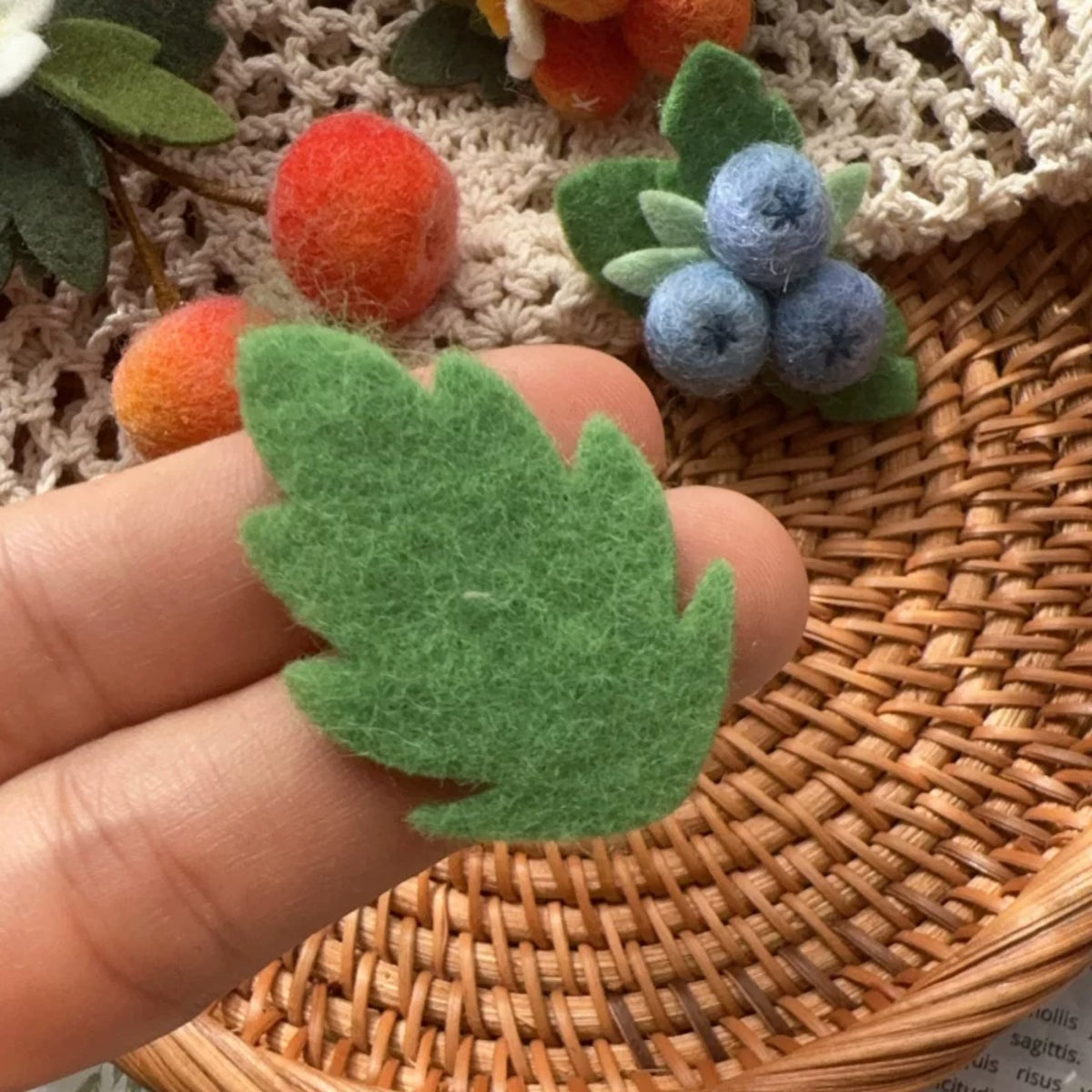 Colorful Basic Pure Wool Felt Fabric Leaves