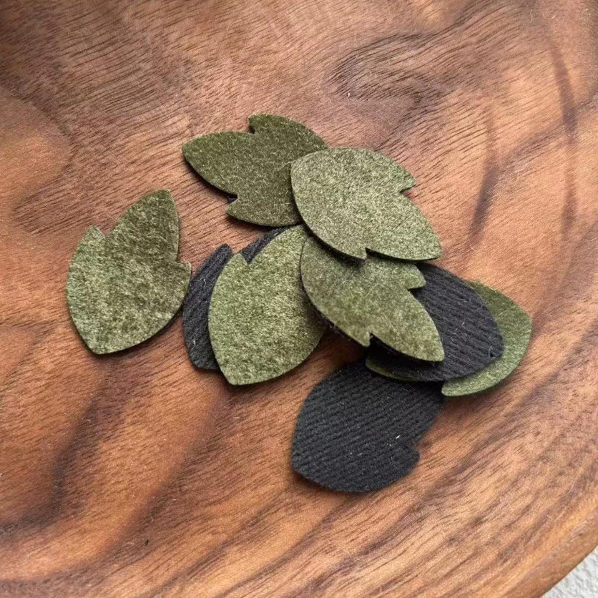 Colorful Pure Wool Felt Leaf Pieces