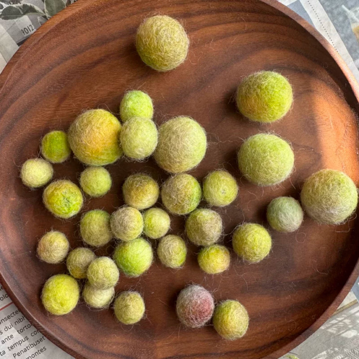Gradient Dyed Multicolor Handmade Solid Pure Wool Felt Balls