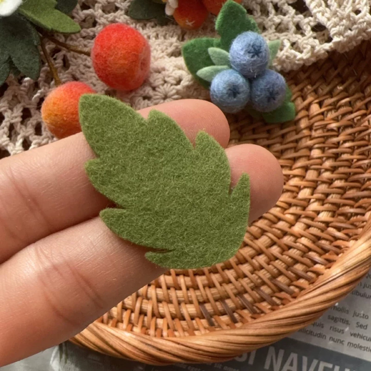 Colorful Basic Pure Wool Felt Fabric Leaves