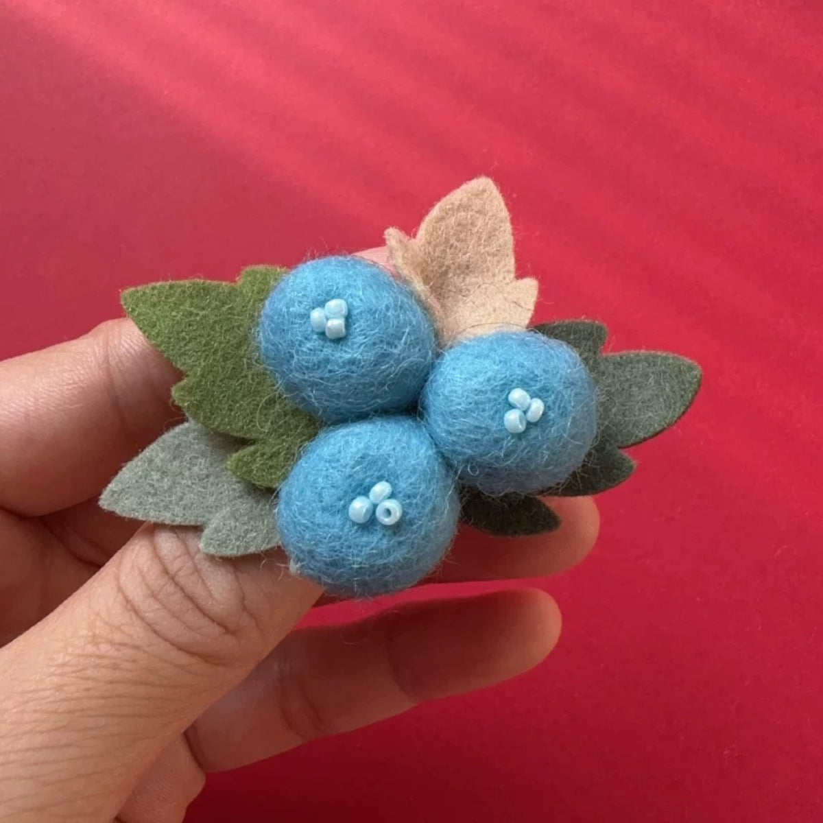 Chestnut Pinecone Berry DIY Craft Kit for Hair Clips, Brooches, Hats and Doll Decorations