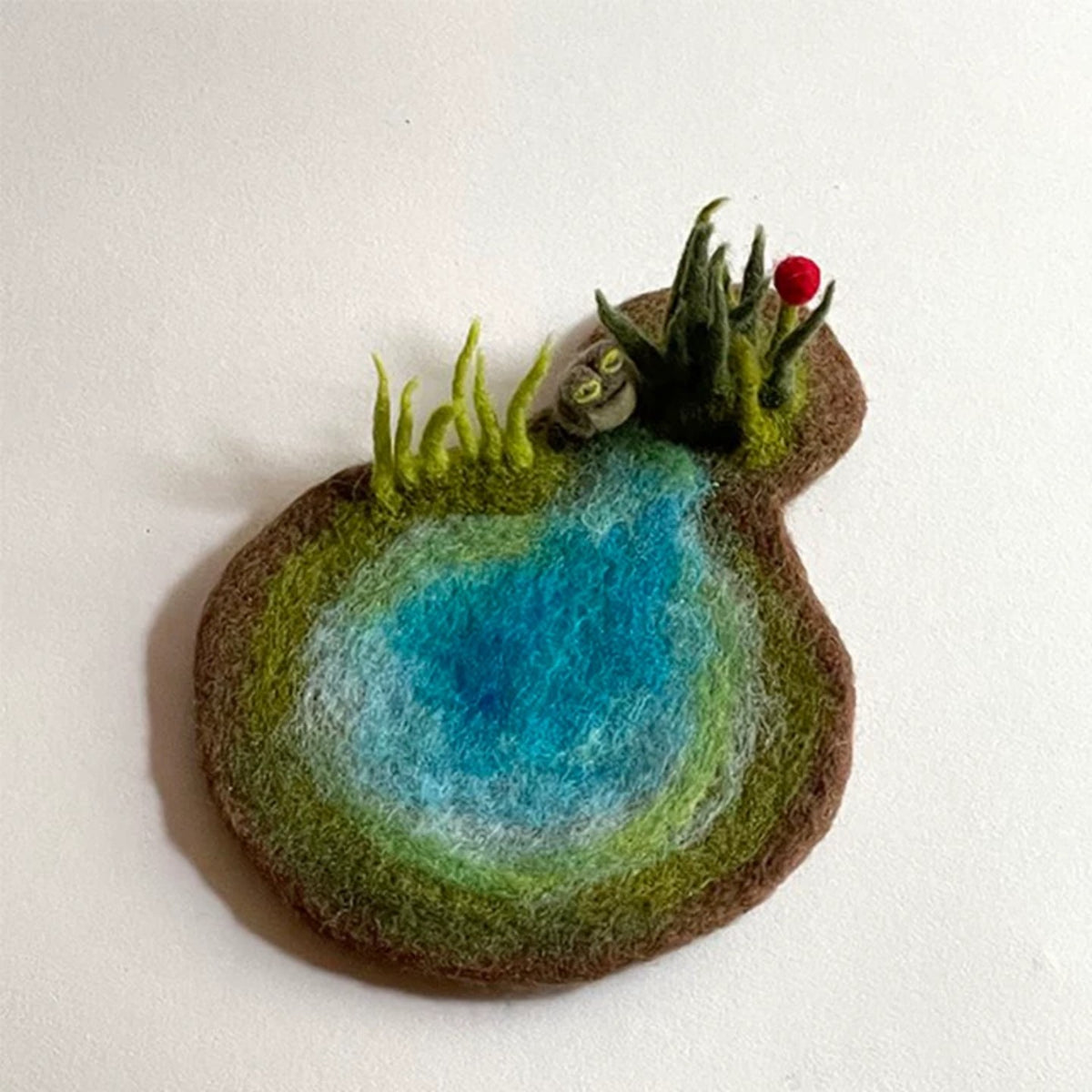Pond Bird & Frog Felt Coaster Kit with Tools