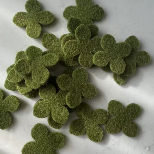 Wool Felt Hydrangea & Green Leaf Craft Set